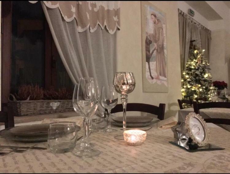 Sui Passi Di Francesco Otel Valfabbrica Dış mekan fotoğraf